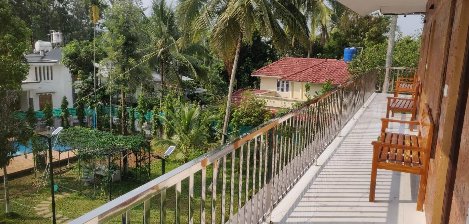 Dolphin Enclave Service Studio Apartments Kalpetta India